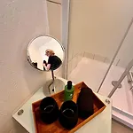 White Oak Loft 아파트 *