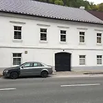 아파트 White Oak Loft *