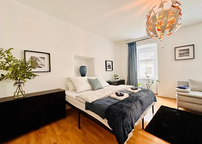 White Oak Loft Apartment *